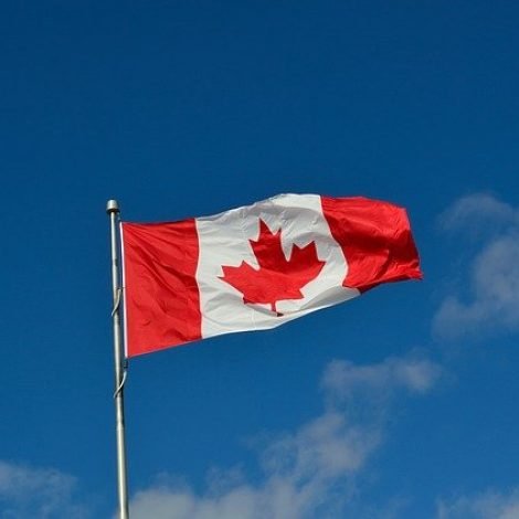 canadian-flag-1229484_640-470x470